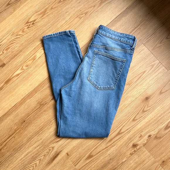 H&M High Waisted Stretch Jeans - Picture 5 of 5